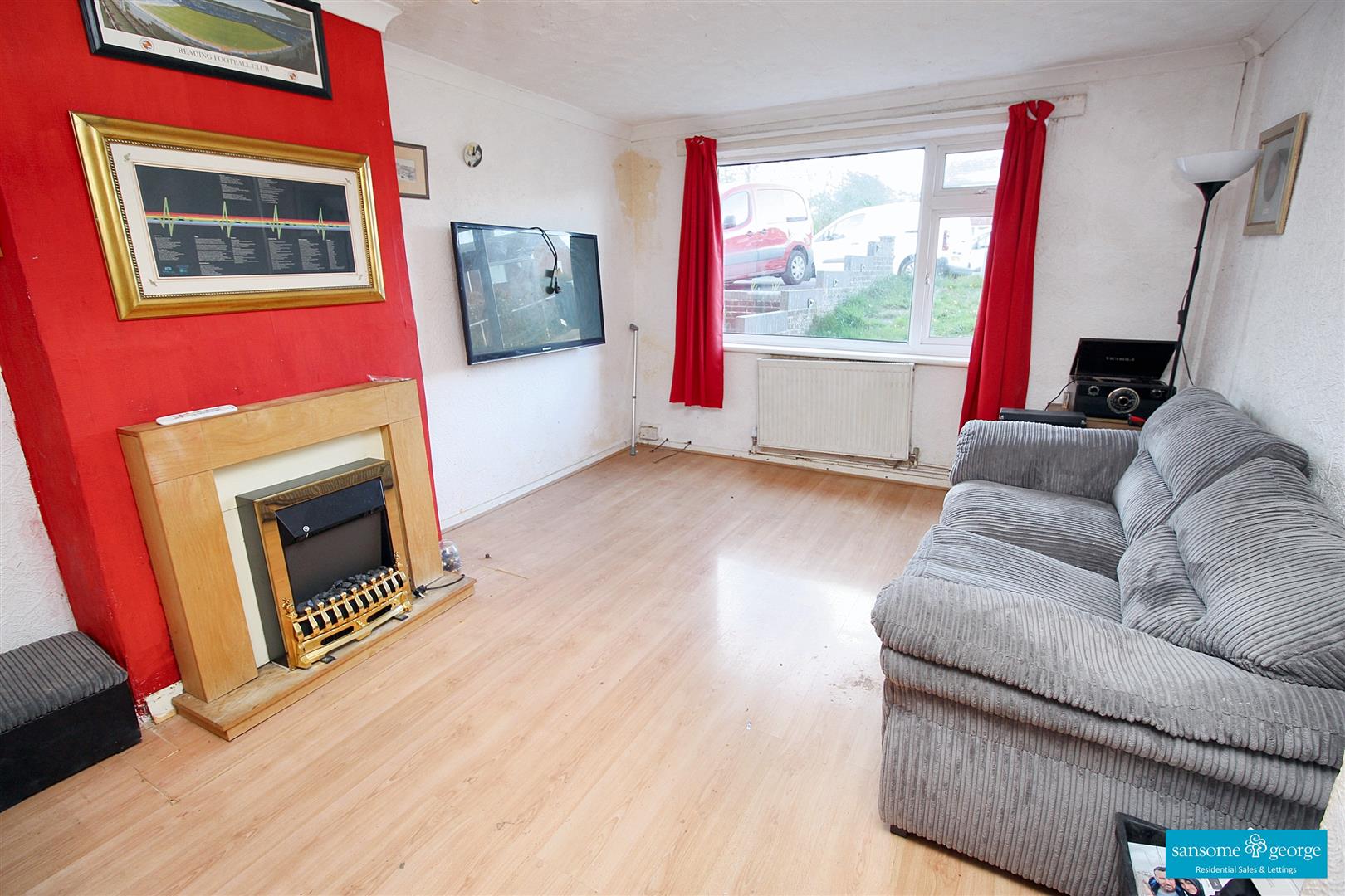 2 bed property in Tern Close, Reading